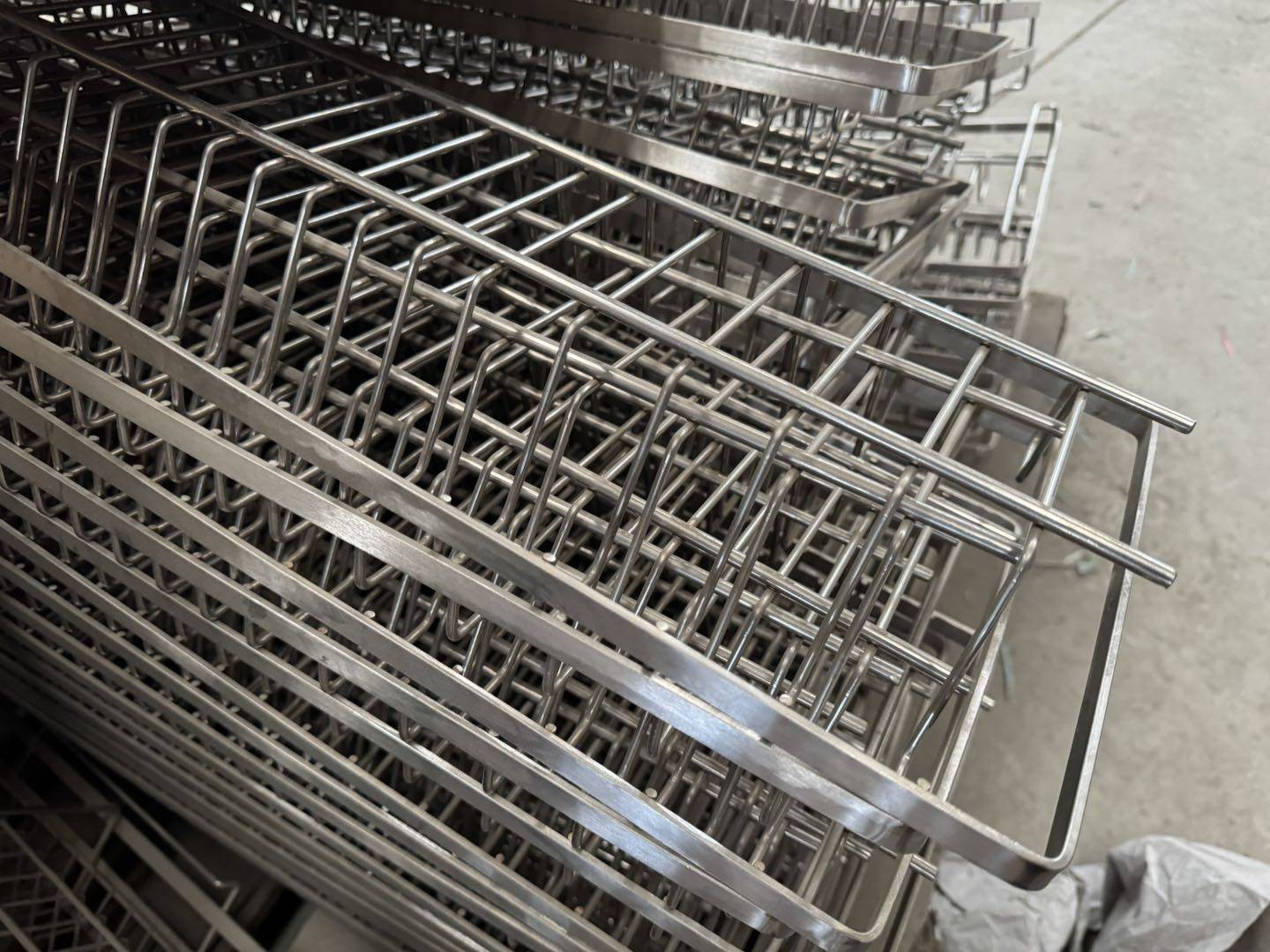 The Wonderful Advantages of a Hardware Pull Basket